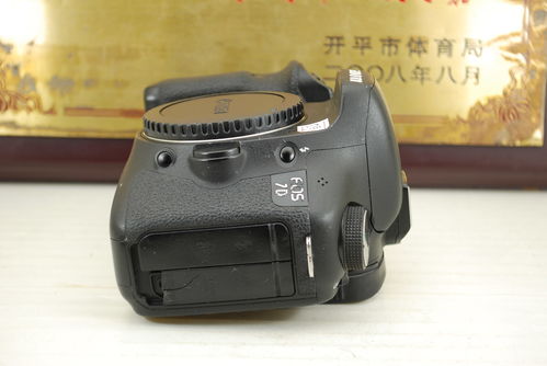 佳能7d是全画幅吗,佳能7d是全画幅吗还是全画