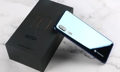lg手机是什么牌子,下一页p30