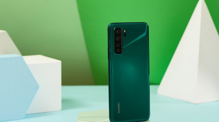 华为nova7se,华为nova7se活力版和nova7se区别