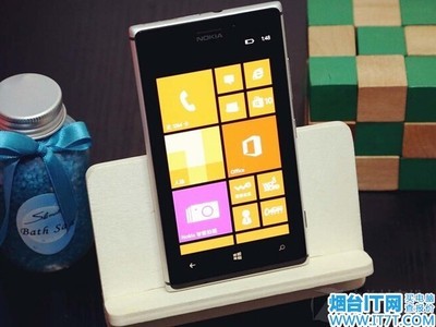 诺基亚lumia1820,诺基亚Lumia 920