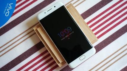 vivoxplay6多少钱一部,vivoxplay六多少钱