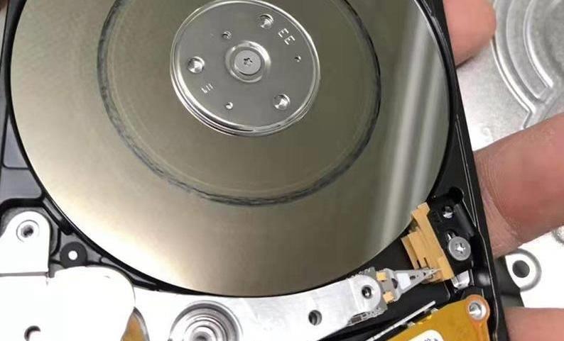 移动硬盘坏了数据可以恢复吗,移动硬盘打不开无法读取