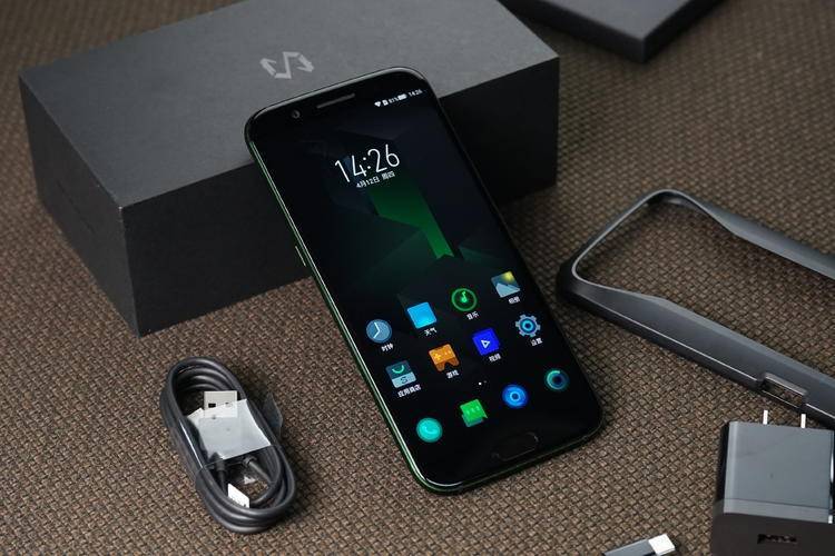 黑鲨手机怎么样,黑鲨手机怎么样好用吗