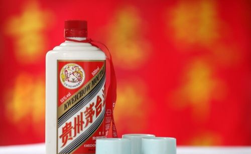 贵州茅台成交额破240亿，创历史天量，揭示市场深层动力