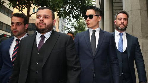 揭露性侵丑闻，吹牛老爹再次面临4男2女联合起诉
