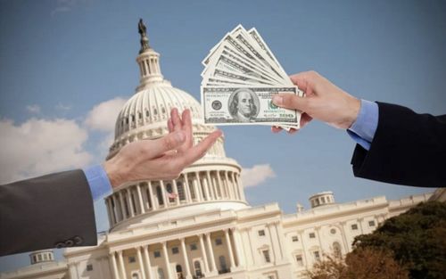 美国大选最后冲刺，角逐白宫，谁将胜出？
