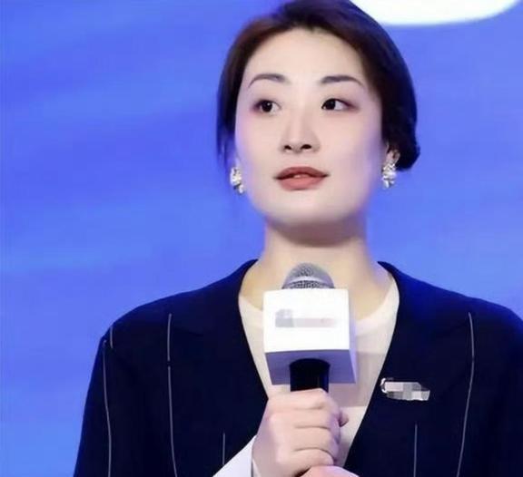 宗馥莉的敬酒艺术，大经销商的深度交流