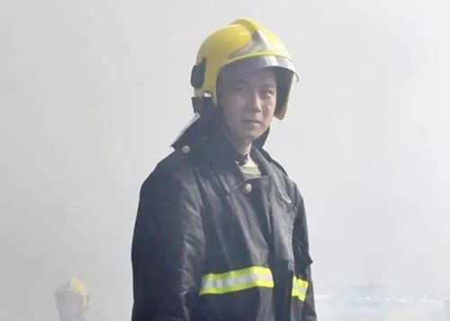 抗癌英雄陨落，陈班长离世，妻子含泪拔针头背后的故事