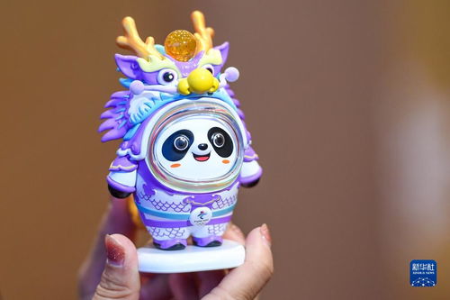 冰墩墩的奇妙变身——蛇墩墩的诞生