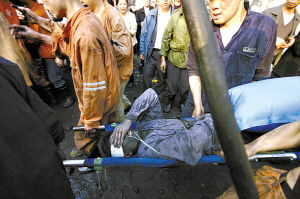 印度男子宣告死亡后奇迹生还，火化前突然呼吸