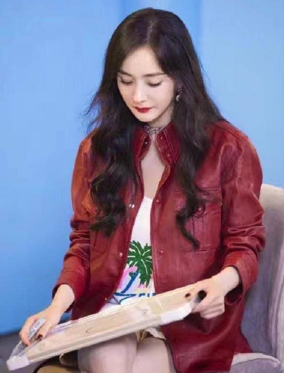 杨幂巧妙模仿背后的故事，郭碧婷与向佐的独特瞬间