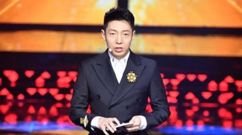 撒贝宁眼中的余承东，三年穿一套衣服的坚韧与执着