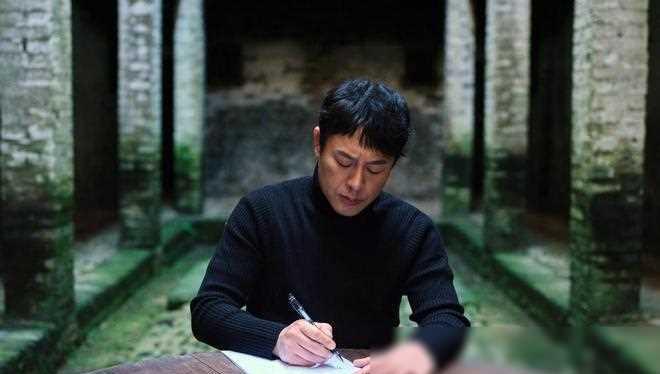 张颂文回应新剧演技不行的质疑，以专业与坚持诠释演员的初心