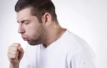 七岁小英雄，咳嗽十日，竟咳出八块腹肌