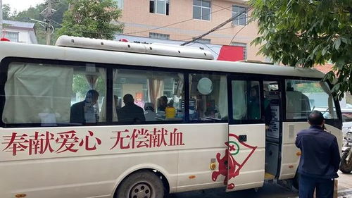 献血车开进中小学？谣言的真相与解读