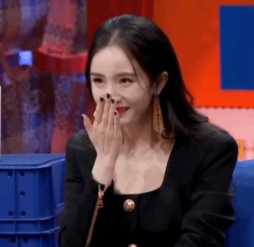 向佐回应杨幂模仿风波，以开放心态面对，共筑和谐娱乐环境