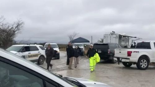 神秘失踪事件，一家三口遇堵车，丈夫离奇消失