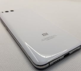 小米6亮白，一款颠覆传统认知的手机 ，小米6亮白，颠覆传统认知的时尚科技之选