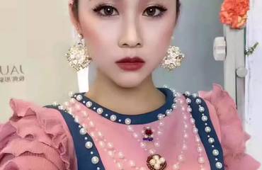 化妆造型师形象设计图片