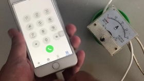 iPhone4关机才能充电的原因及使用体验，iPhone4关机充电新体验，原因揭秘