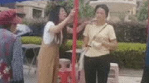 成都女子家门口遇害案细节曝光