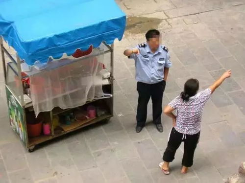 “赌王”孙女街头摆摊当小贩