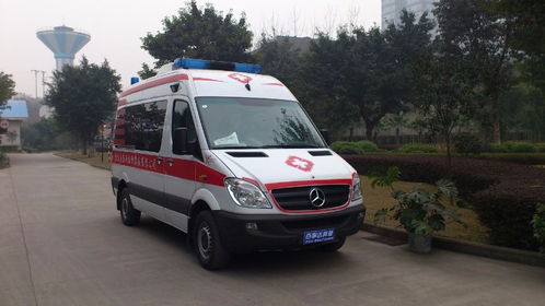媒体人谈救护车800公里收2.8万(救护车收费一般多少钱一公里)
